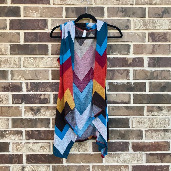 Giddy Up Glamor Aztec Chevron High Low Vest - Picture 1 of 2